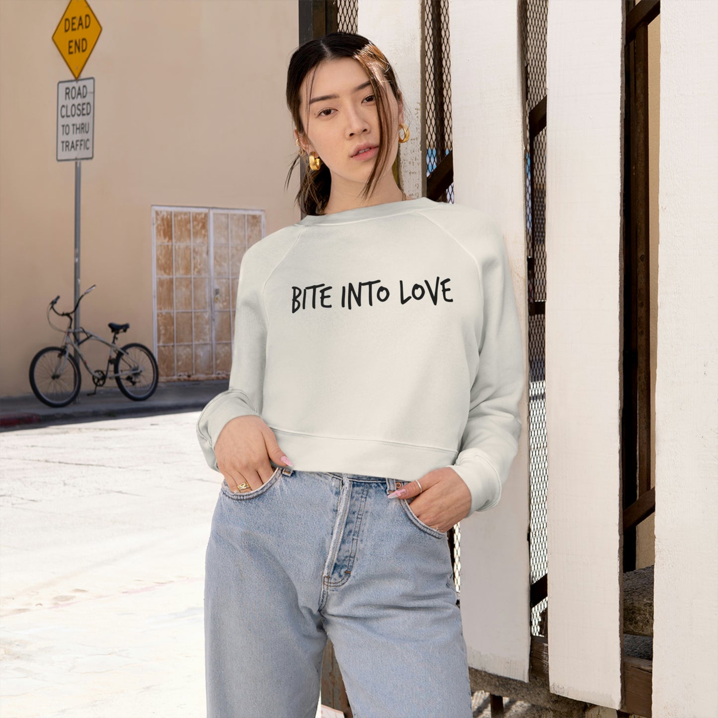 BITE INTO LOVE - Women's Cropped Fleece Pullover